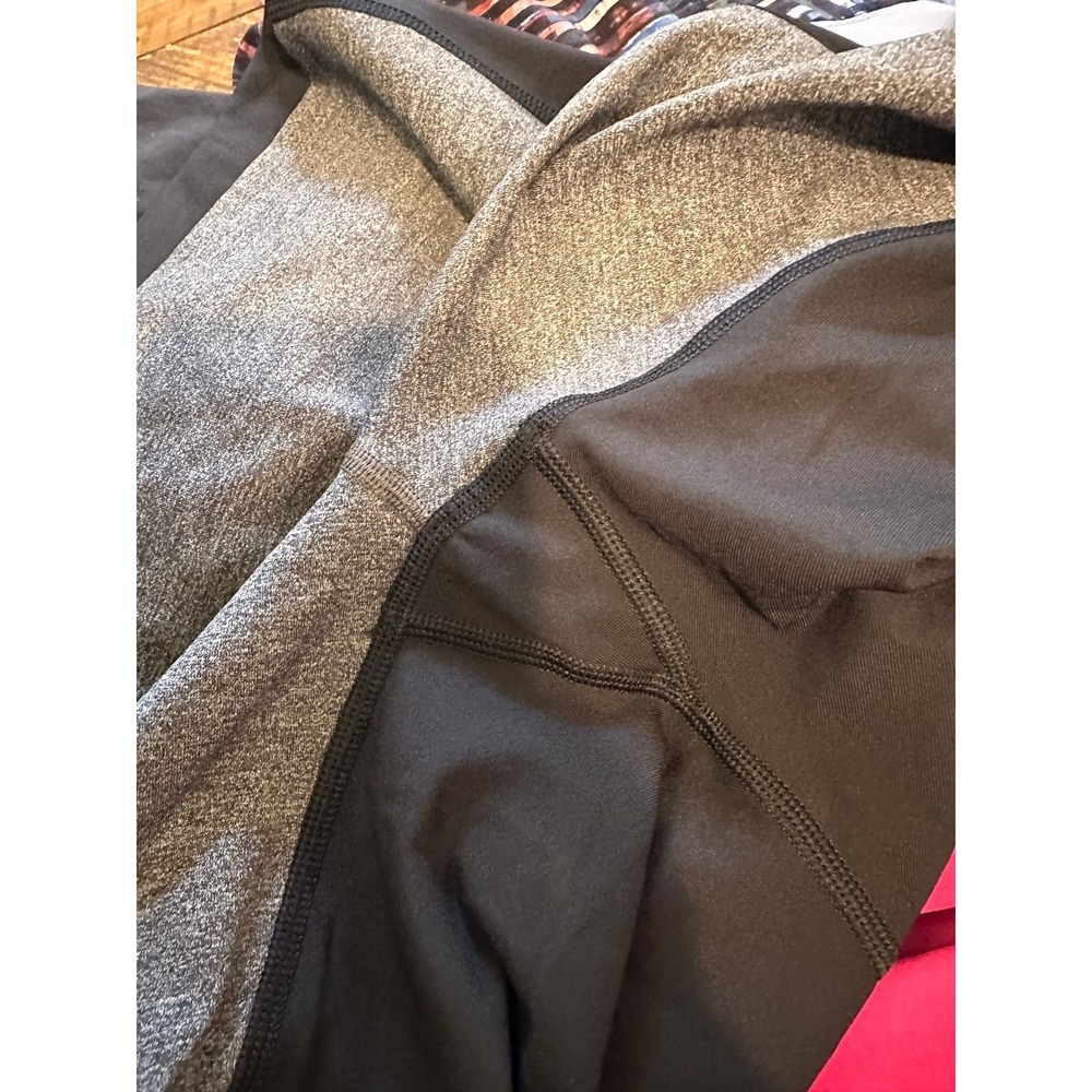 Lululemon Black & Gray Leggings Sz 6 - Picture 5 of 5